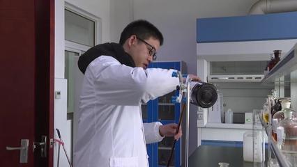 节日我在岗 服务不打烊——致敬坚守在供水一线的水质检测劳动者